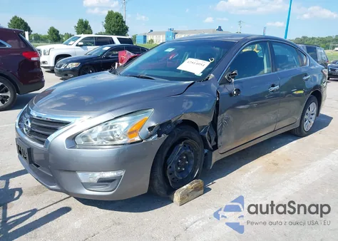 2015 Nissan Altima 2.5 S из США, поврежденный, VIN 1N4AL3AP4FC153440
